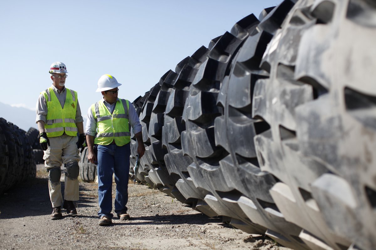 im_mining's tweet photo. .@goodyear is bringing new innovation to #mining with the launch of its #TPMS #HeavyDuty in North America. Originally launched in Europe in 2018, the data-based solution enables #realtime monitoring & optimisation of #miningtyre performance #futureofmining https://t.co/kP7FI28Dws https://t.co/RMwTpLrc9Q