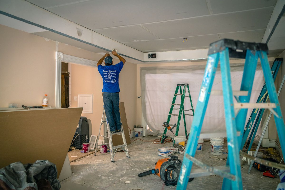 TeamFarrell's tweet image. Is it time for that remodel? Need drywall work? We're one call away! #TeamFarrell