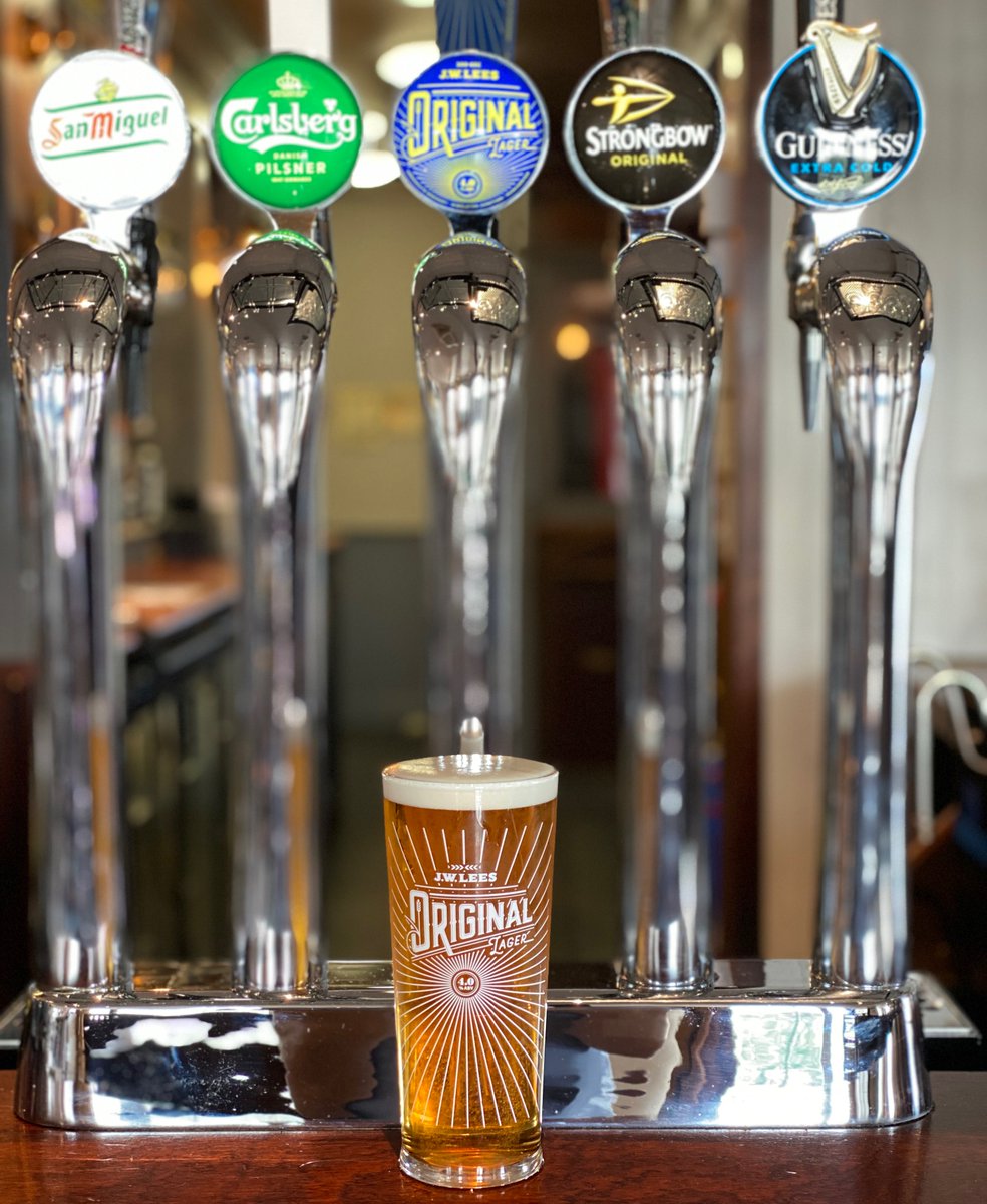 BoatandHorses's tweet photo. Don’t let the weather put you off. Come on down and enjoy a nice pint of JWLEES. Food is served 12-2.30 & 5-8.30 today. You can book through now through our website https://t.co/fCA4t1Zf0n #originallager #rebrand #nomondayblueshere https://t.co/1orHPm2LRC