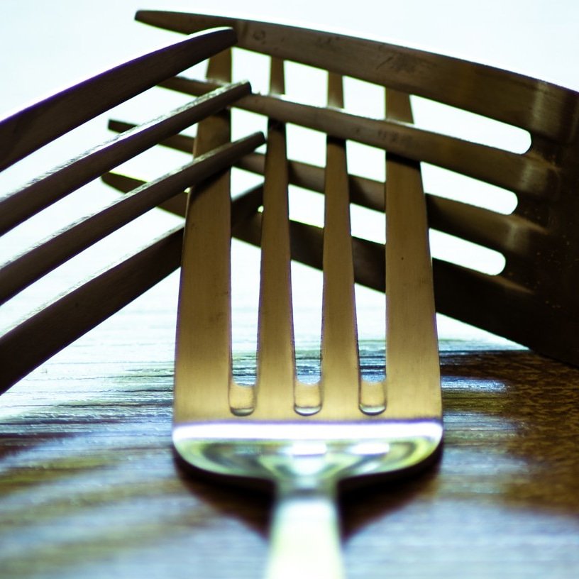 PhotoartNaegele's tweet image. The Forks : #gabeln #forks #cutlery #besteck #eatanddrink #essenundtrinken #decor #decoration #poster #advertise  #advertising #werbung #werben #photography #fotografie #photo #foto #photoartnaegele #naegele #nagele #cover #bookcover #concept #konzept