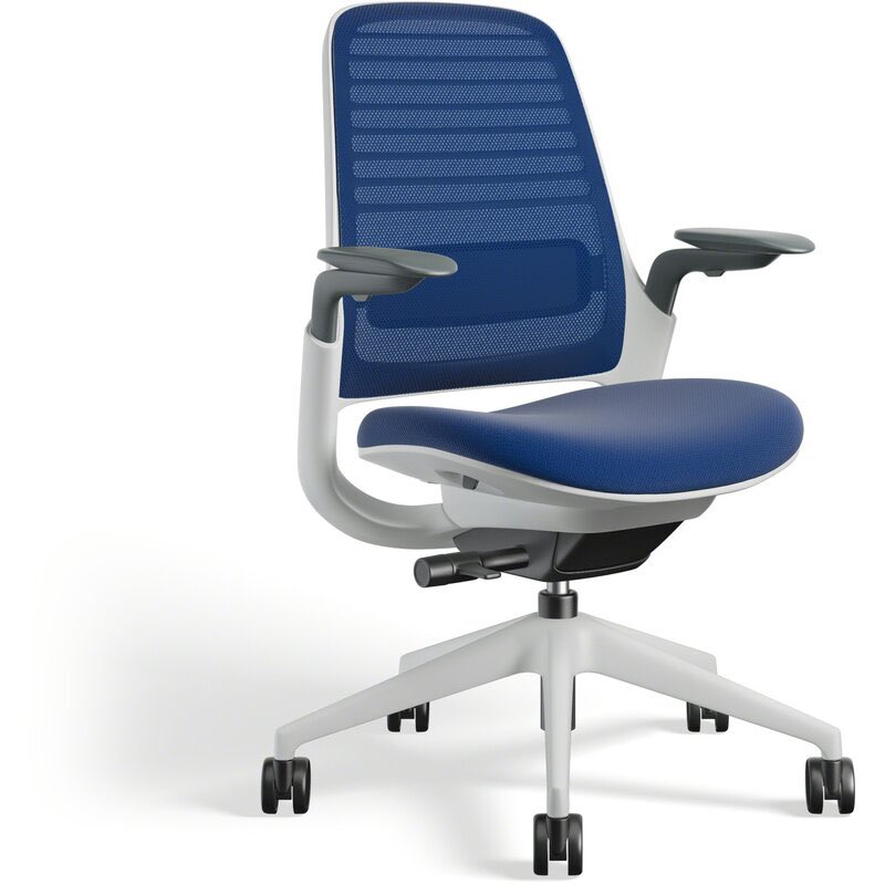 BrantBasics's tweet photo. If you’ve found yourself working from home, have you considered an ergonomic chair? Brant has them! Check out the @Steelcase Series 1 for a great home office option. https://t.co/F384grvT3T