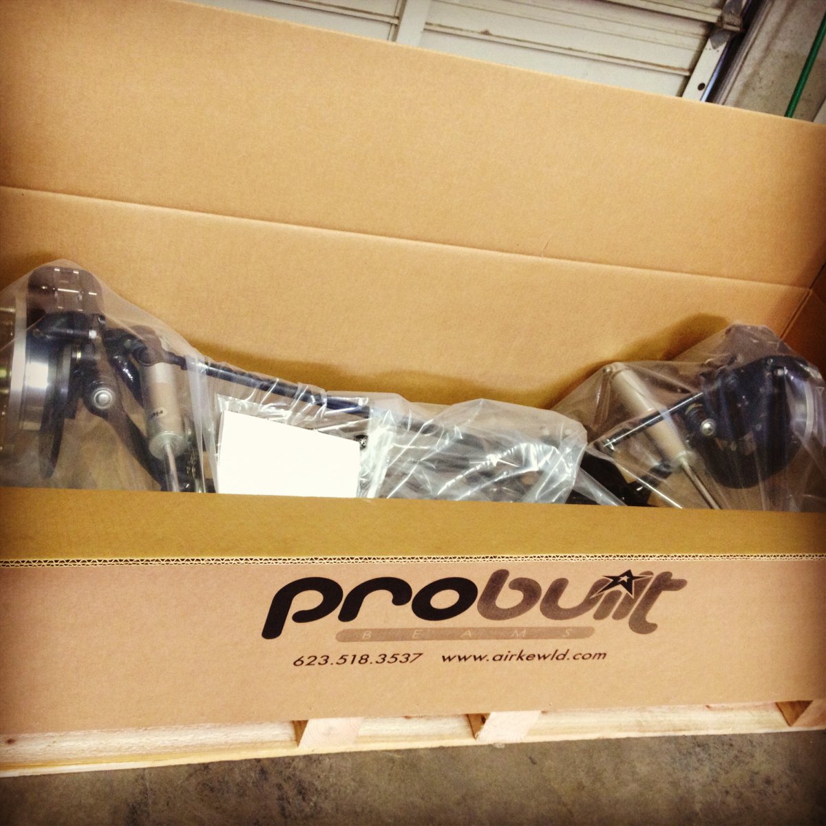 Airkewld's tweet photo. The PRO's at @Airkewld have been told many times that opening a #PRObuiltBeam box can be compared to a woman getting an engagement ring π
Can anyone in the #AirkewldArmy confirm this?
Secondly...are their any lucky guys/gals out there wanting to find out? ππ https://t.co/uRY5ooTeQa