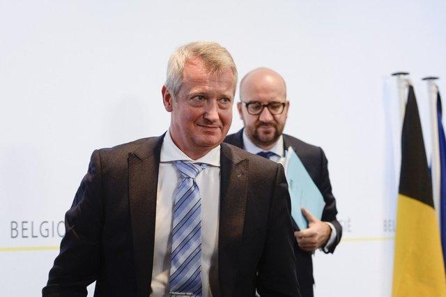 datanews_nl's tweet photo. De Bruycker vijf jaar langer hoofd Centrum Cybersecurity https://t.co/kg08tWxGv0 https://t.co/u03GTTTt98
