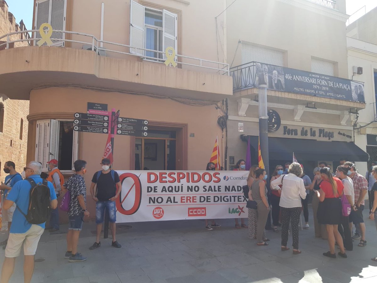 ccoo_serveiscat's tweet photo. Mobilitzacions a #Digitex‼️

@CCOO ✊
contra els 451 acomiadaments a #ComdataGroup

Avui ‼️ VAGA 24 hores
#NOalEREaDigitex
#NOalEROaDigitex
#NOmásDespidosEnDigitex
#NOalsAcomiadamentsDigitex 

https://t.co/wqh5LOpy0c https://t.co/sFl36lARZP