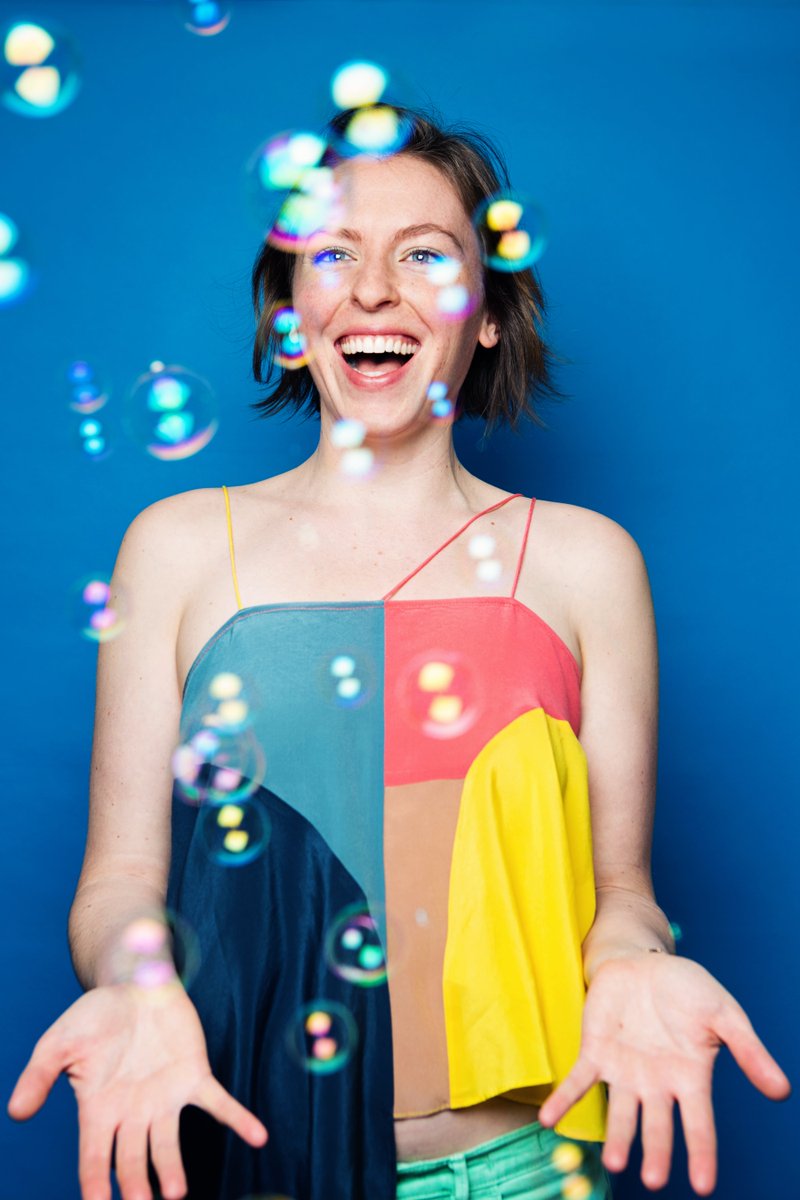 Join the conversation for our final #UNMUTE Twitter Q&amp;A with the amazing <a href="/MurdockMusings/">Christina Murdock</a> today at 4pm!

Here's your chance to ask Christina anything, whether about <a href="/DGAPlay/">#DangerousGiantAnimals</a>, mindfulness, or her brilliant monologue based on <a href="/AniPemaChodron/">Pema Chödrön</a>'s influential When Things Fall Apart!