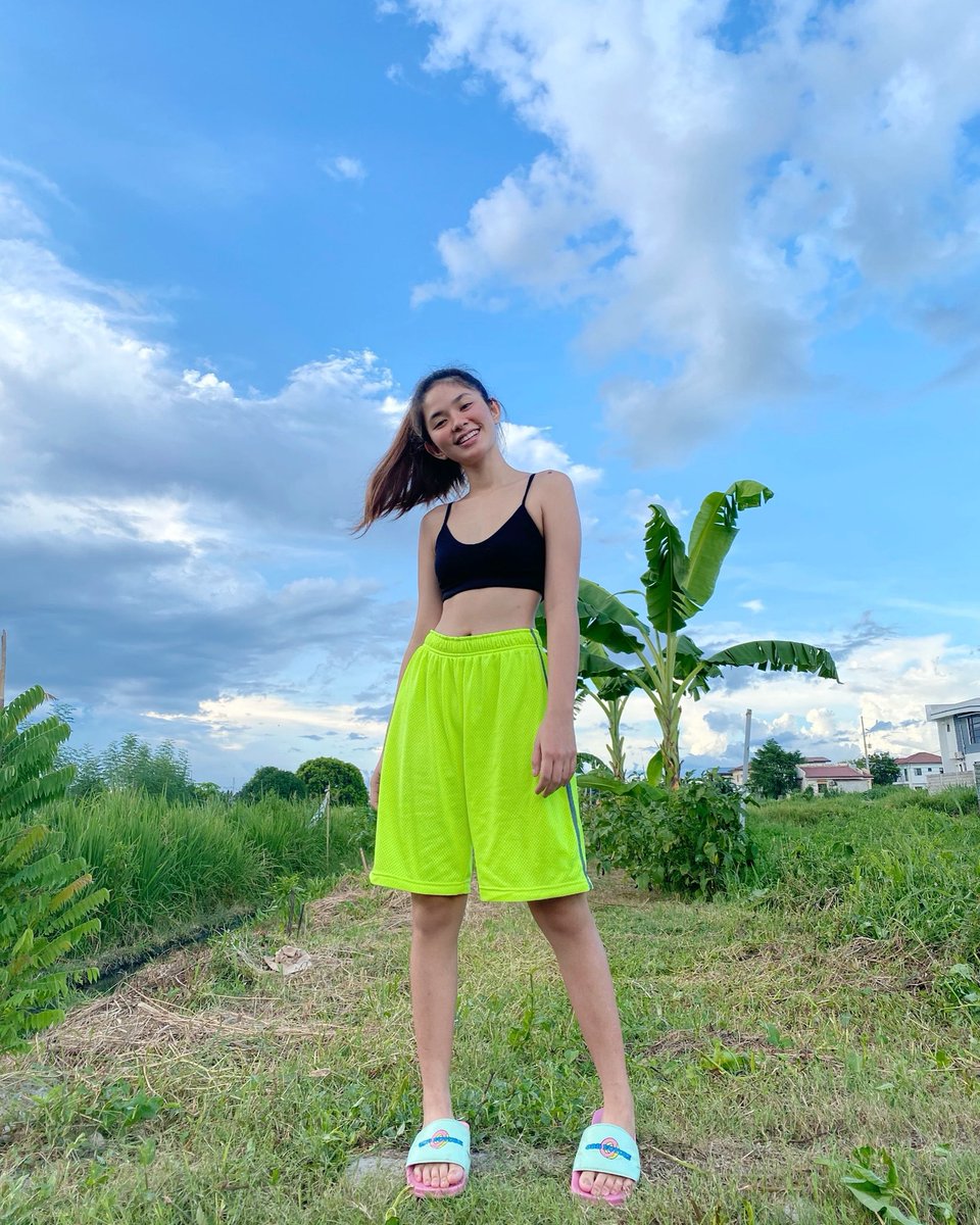 iamAndalioLoisa's tweet photo. probinsyanaaaa 💚🖤🍃 https://t.co/WwFap8eKJP