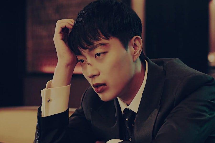 SoompiSpanish's tweet photo. #YoonDoojoon de #Highlight debuta en solitario con el MV para “Lonely Night” https://t.co/1rrmPT5tEy https://t.co/cyRAuVdokC