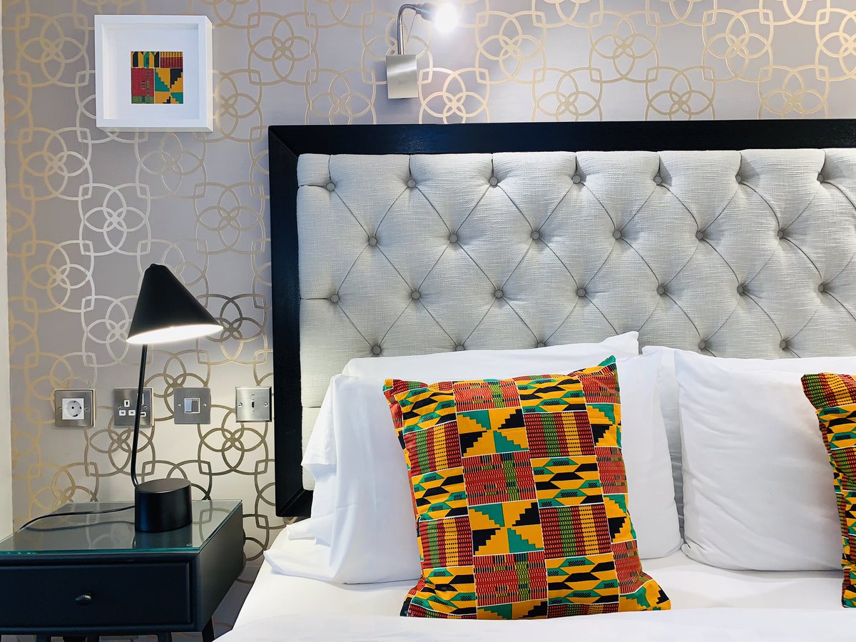 MdExotic's tweet photo. HOME INTERIOR✨✨

Blend &amp; Accessorise your home with MD’s Exotic Home Interior Section. It’s all about  Vibrance, Positive Vibes &amp; Warmth✨

Ankara Frame €10.10 each
Cushion cover only (18 inches x18 inches) €5each 

Customised cushion sizes &amp; prints available! 

DM to Order https://t.co/Y7VkAxtrjx