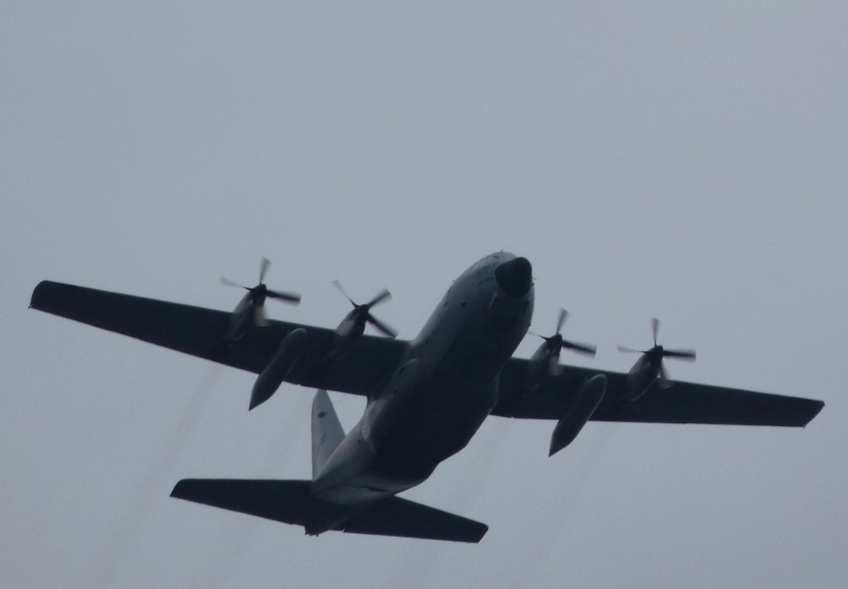 EHEH_Spotter's tweet photo. Belgian Air Component Lockheed C-130H Hercules (CH-05, #44F425) as flight #BAF670 on route to Volkel airbase @ FL30 (EHEH rain #garden )
#potn #avgeek #BAF #C130 https://t.co/QCar1ZmdaH