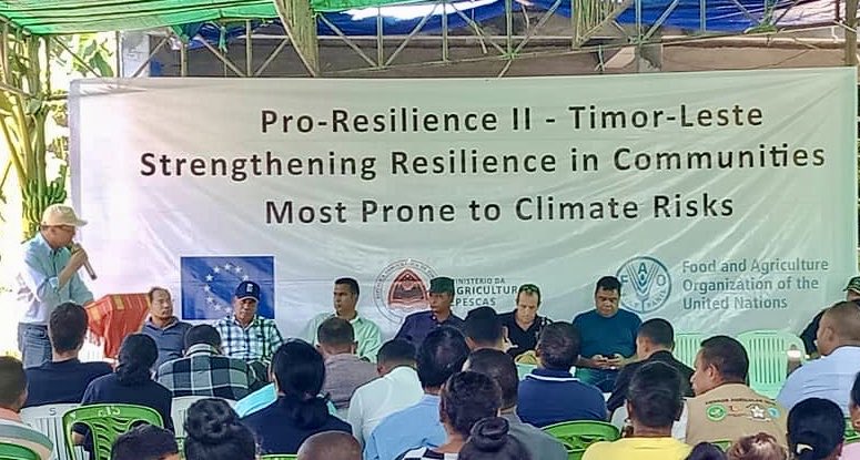 Liudageng's tweet photo. Thank you Ambassdor @Andrew_JacobsEU for joining us today the field learning event on Climate-Smart Conservation Agriculture in Bentano, Manufahi organized by @FAO and Ministry of Agriculture and Fisheries. #Timorleste #foodsecurity #foodsystems https://t.co/bIiqWTPt22