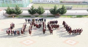 UlviyeMATLIFen's tweet photo. KARACABEY ULVİYE MATLI FEN LİSESİ ÖĞRENCIMİZ DENİZ KURT, YKS SAYISALDA TÜM SORULARI DOĞRU YAPARAK TÜRKİYE 379. OLMUŞTUR. BİZE BU MUTLULUĞU VE GURURU YAŞATAN ÖĞRENCİMİZİ TEBRİK EDERİZ. AYRICA EMEĞİ GEÇEN TÜM ÖĞRETMEN ARKADAŞLARIMIZA TEŞEKKÜR EDERİZ.   https://t.co/XvG6wig9Xd https://t.co/WPioL6fsJJ