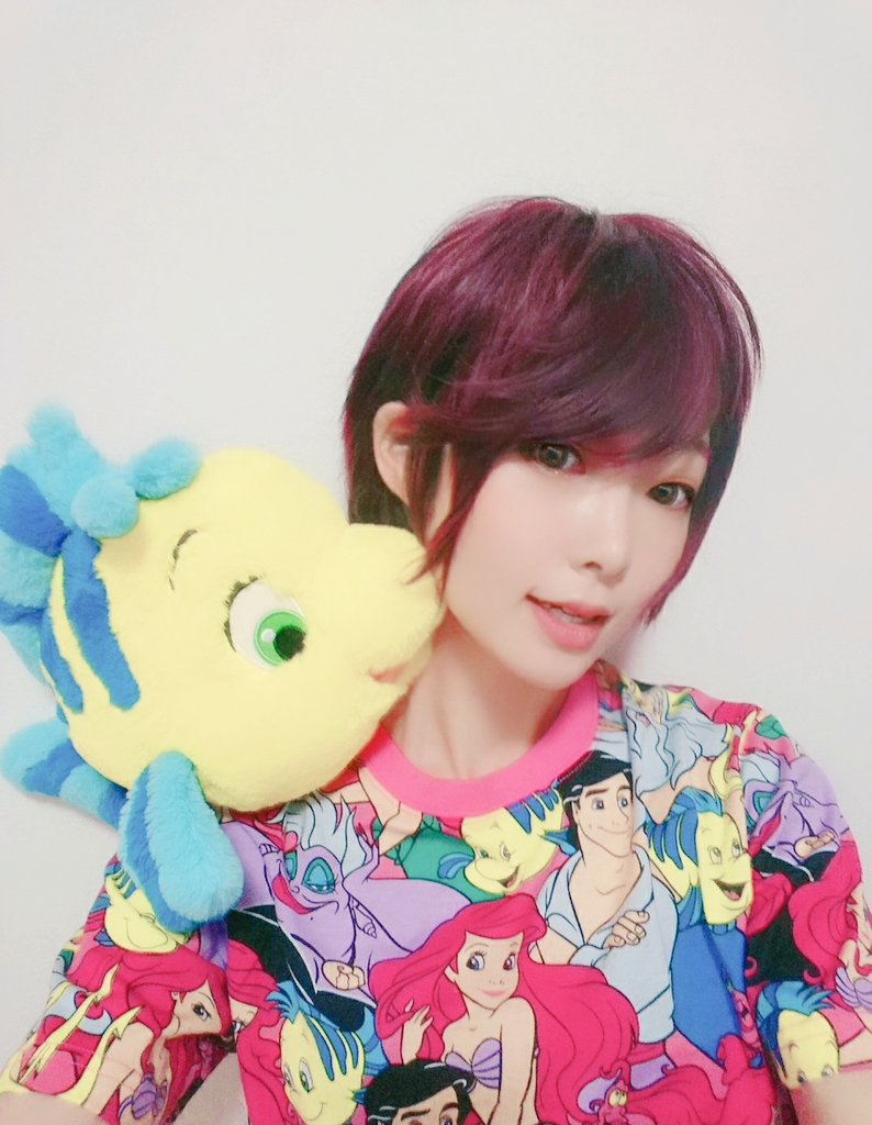 勝月蘭丸 ໒ 我らが地球ノ青い鳥 こんばんは 今日は21時から16メンバー配信 T Co Y81gseb1xv リドルにウィッグセットするまえに アリエル してみた 雰囲気コスプレ アリエル リドルどっちにしても もう1 2トーン明るい方が