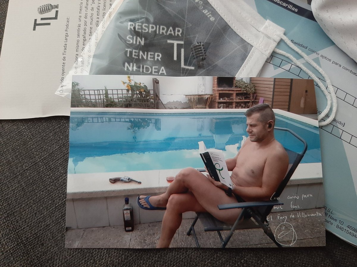JMZI_DAHAKA's tweet photo. La portada del próximo disco de @contadordekm apunta maneras.
El día que @PreMarathon consigue reparar el #GarminGate, me llega esta joya bizarra de @Tirada_Larga
¿Casualidad? Pues sí.
Muchas gracias por enviarme lo pagado! (Como buen catalán, no las tenía todas conmigo). https://t.co/BBc22lN7NG