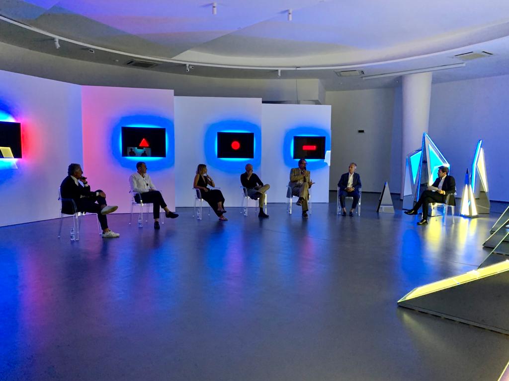 B. Antonello Barone tweet media