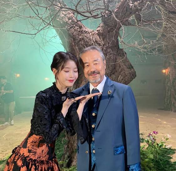 “When I was busy with my plays, I got an offer for a role in Hotel Del Luna. As soon as I heard  #IU was in it, I accepted without even reading the script. She sent me a gift every holiday. I sent her tickets to my musical. That’s how we became friends.”-Jung Dong-Hwan