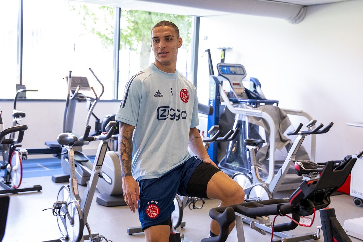 AFC Ajax tweet media