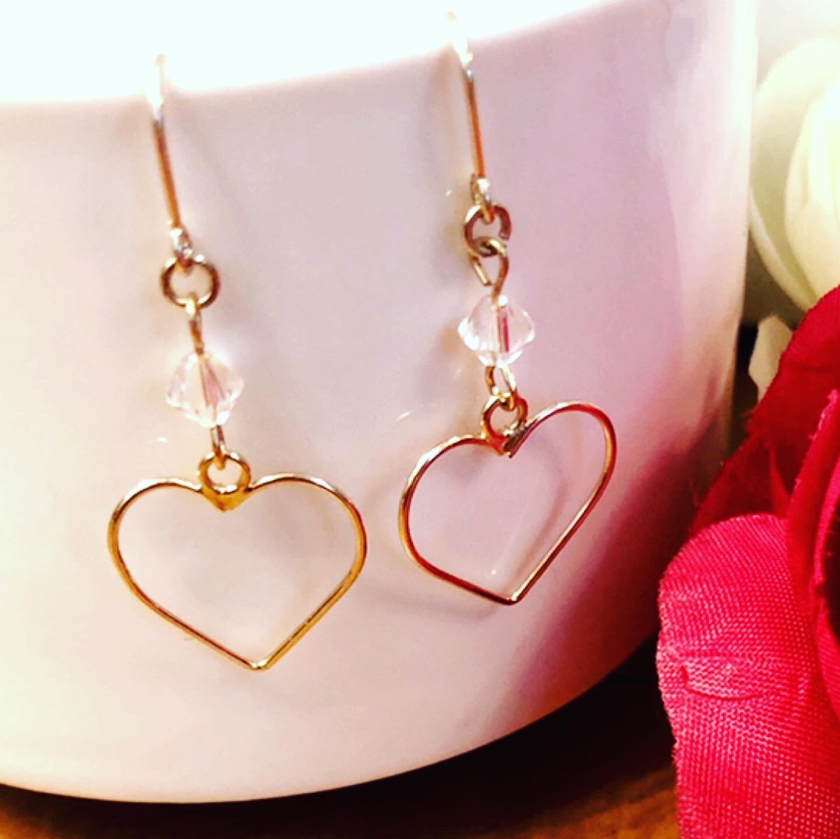 PierceLoves's tweet photo. スワロのビーズ×ハートのピアス👂

初作品❤️

#ハンドメイド好きな人と繋がりたい #ハンドメイドピアス #ハンドメイドアクセサリー #スワロフスキーハンドメイド #パーツクラブ https://t.co/YkJ8R69pHs