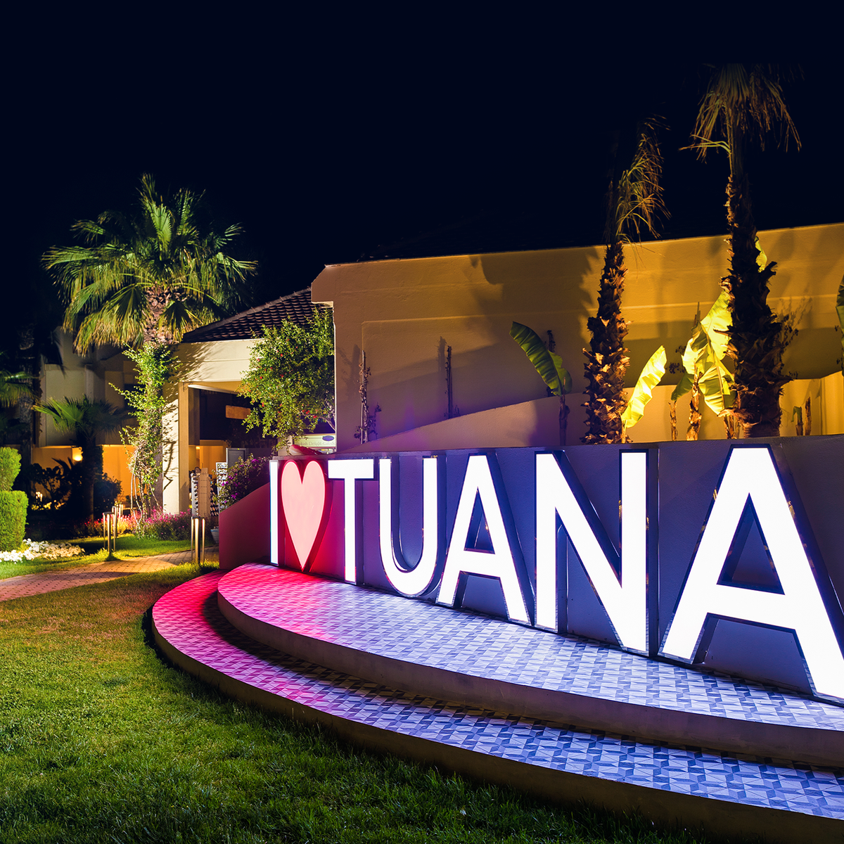 TuanaClub's tweet photo. and We love you! ❤️ https://t.co/AeJJ2ojXKy