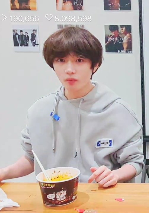 prodkthn's tweet photo. i missed you :((
#5MWITHTXT
#TXT5MPARTY
#TOMORROW_X_TOGETHER
#투모로우바이투게더
@TXT_members @TXT_bighit https://t.co/YhXRpXN1TI