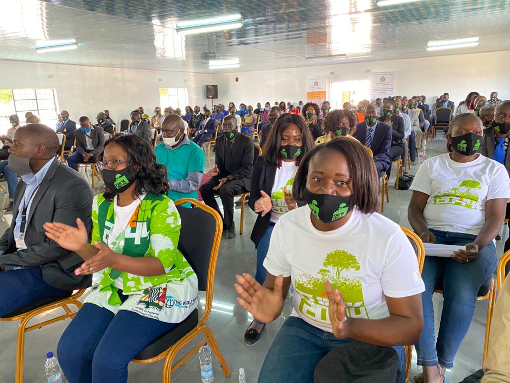 Flash back to 13th July, 2020 where Republican President, His Excellency Dr. Edgar Lungu handed over cheques to <a href="/ppcrzambia/">PPCRZambia</a>  beneficiaries in Lukulu district, Western Province.

#PPCR, #PPCRZambia #SCReBs #SCRiKA #TRALARD #NPCU #Think2044 #MNDP #7NDP