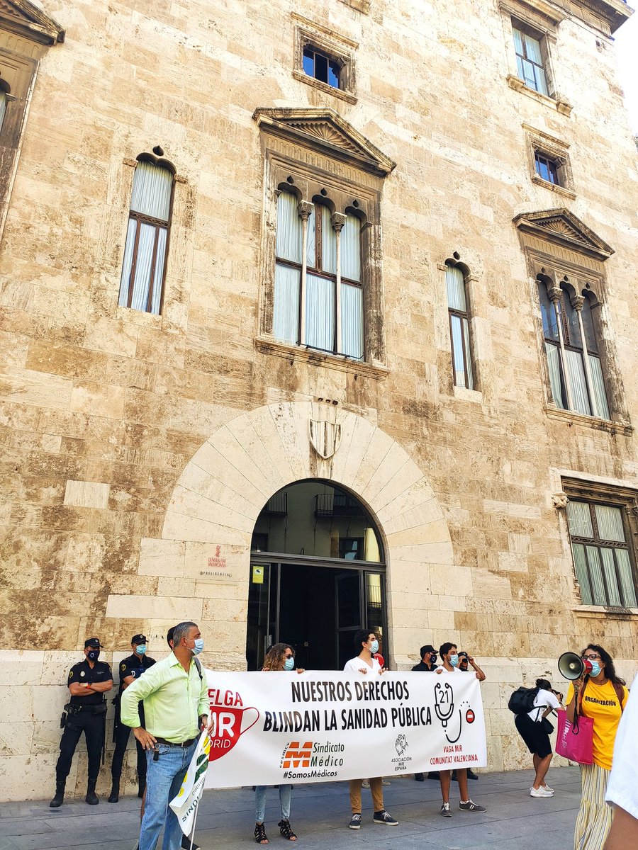 CotFajardo's tweet photo. #huelgamir #HUELGAMIRCVALENCIANA https://t.co/w6O5MUZQ1N