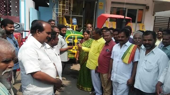 anigalla's tweet photo. #RythuRadham #రైతురధం
10/n https://t.co/M5KUqu6Le0