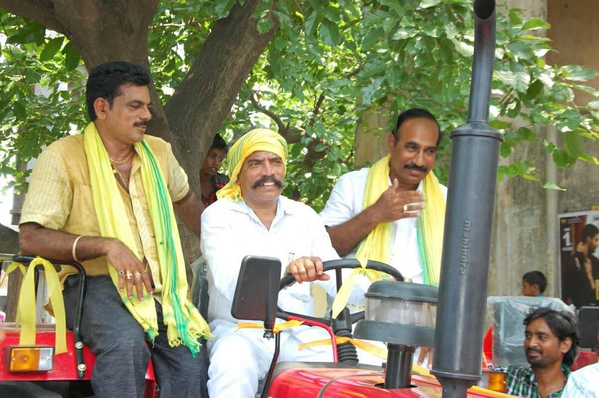 anigalla's tweet photo. #RythuRadham #రైతురధం
11/n https://t.co/DCn8OeSpxb