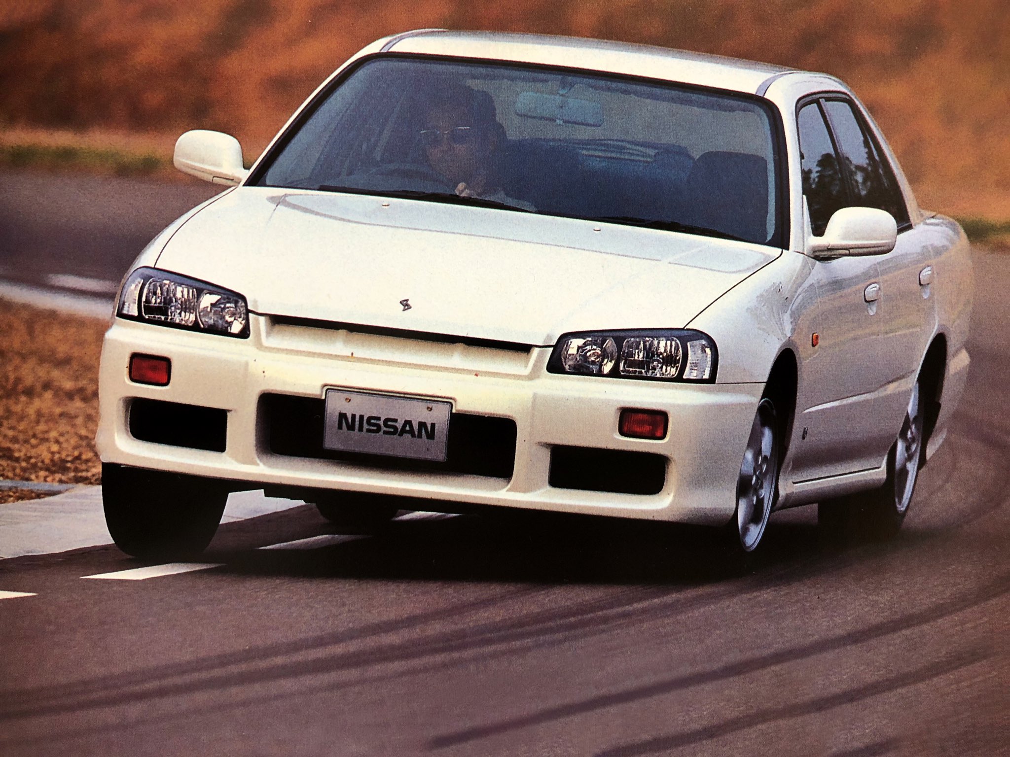 Yahoo!オークション -「r34 ☆美品☆ BNR34 後期 HIDヘッドライト左右