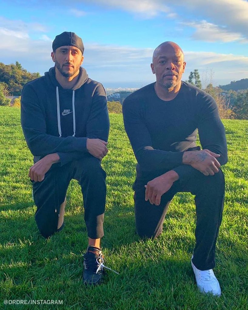 thehatman757's tweet photo. @Kaepernick7 @drdre @beatsbydre 

#BLACKLIVESMATTER✊🏾
#CHARGETHOSECOPS👮🏻‍♂️
#IMWITKAP💪🏾💯
#JUSTICEFORBREONNATAYLOR💪🏾💯
#STOPKILLINGUS👮🏻‍♂️ https://t.co/3tOT7oADyN
