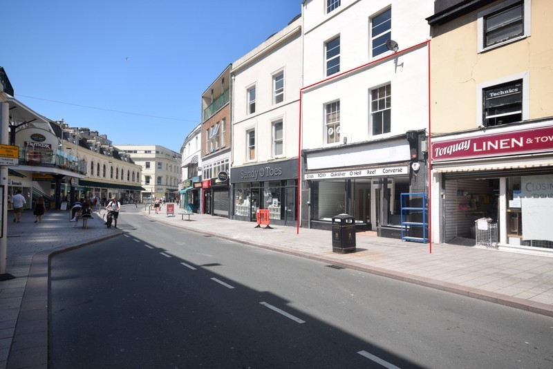 Vacant Retail Unit in prime Fleet Street location 113.54m2  TO LET New Lease available. #shop #retail #Torbay