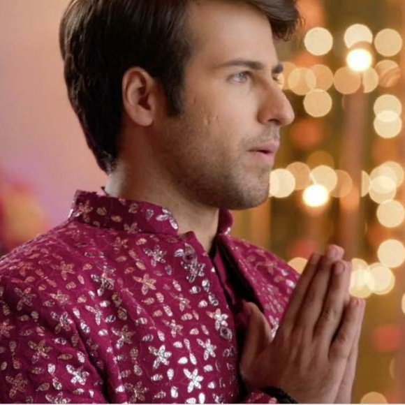 saffarnaama's tweet photo. #YehRishteyHainPyaarKe
Oh God... Some miracle plz.. 😭🤧🤧🙏🙏🙏 #RitvikArora https://t.co/DwfSojwFM8
