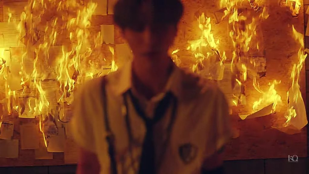 marswoosan's tweet photo. 용은 모든 것을 태웠었요 🔥🔥 #이거박성화 https://t.co/fAuiU220gd