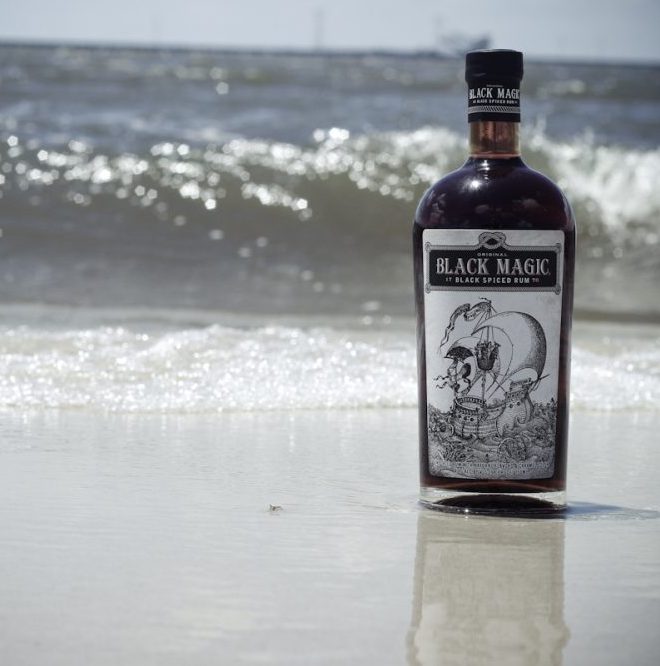 BhamRumFestival's tweet photo. A superior rum, with an exceptional taste. 

@YourBlackMagic is a blend of light and dark rums with a secret blend of spices. Enjoy this rum full flavour sipping, or try and create a Black Magic cocktail.

@dinehub_bham #Rum #RumFestival #DrinksBusiness https://t.co/Eez9QtaYxF