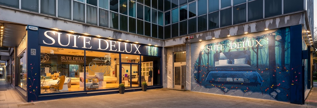 Suit_Delux's tweet photo. ¡Empezamos la semana con energías renovadas! Os esperamos en nuestras tiendas de Derio y Leioa, y en nuestro Hästens Store 🛏🛋 https://t.co/mOIz84dkg5
