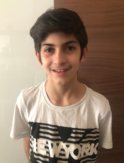 cornella20's tweet photo. #RT Se busca a este chico #maxima difusión #desaparecido #hospitalet https://t.co/QnOmIy4WKS