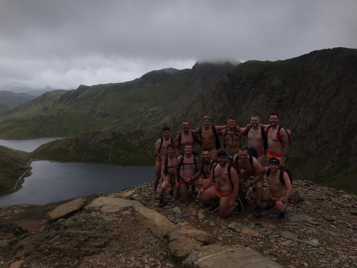 jackreeves05's tweet photo. Yesterday myself and the @Dursleyrugby lads climbed up Snowdon in a pair of @BudgySmuggler in memory of my dad and in aid of the british heart foundation. Any donations to the just giving page (link below) would be greatly appreciated #ordinaryriguk
https://t.co/07Rtr8qR52 https://t.co/xzJfWH3lsh