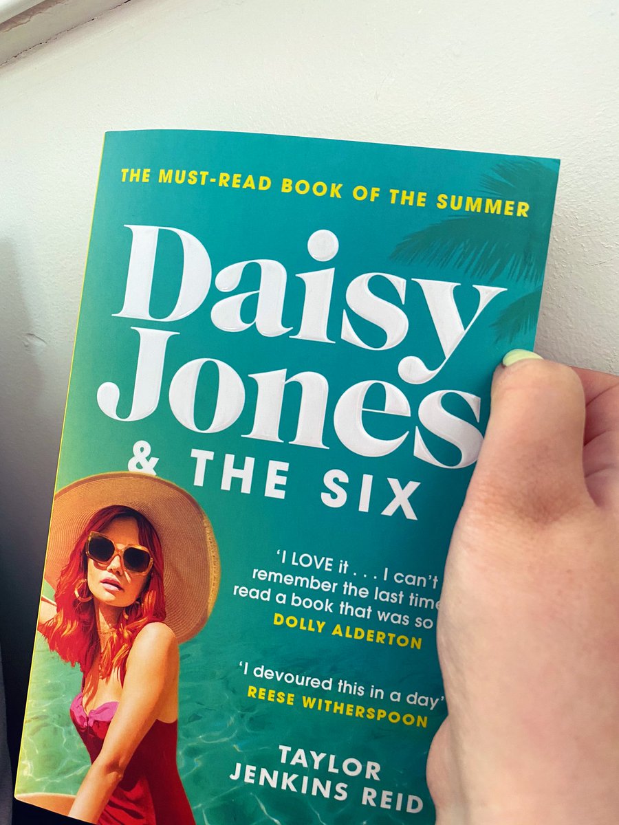 JScottGeography's tweet photo. Time for some post-SI recovery with my new book 🥰🥰🥰 https://t.co/s5sg9aEkh0