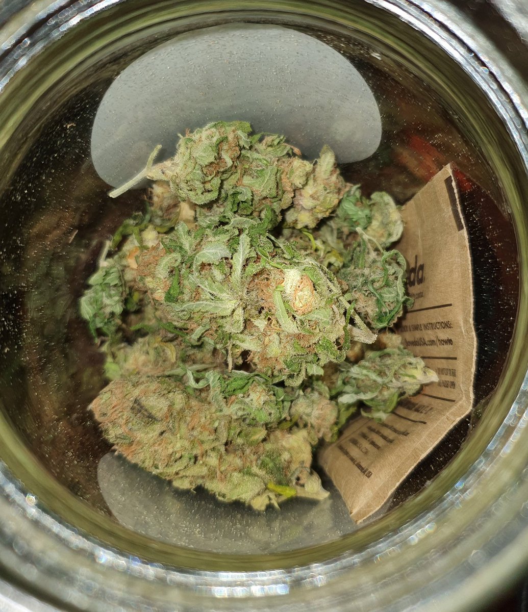 Buds420Best's tweet photo. Strawnana 🔥🔥🔥 #cannabis #oil #bananakush #strawberry #concentrates #buds #nugs #stonerfam https://t.co/ms7rFK15t7