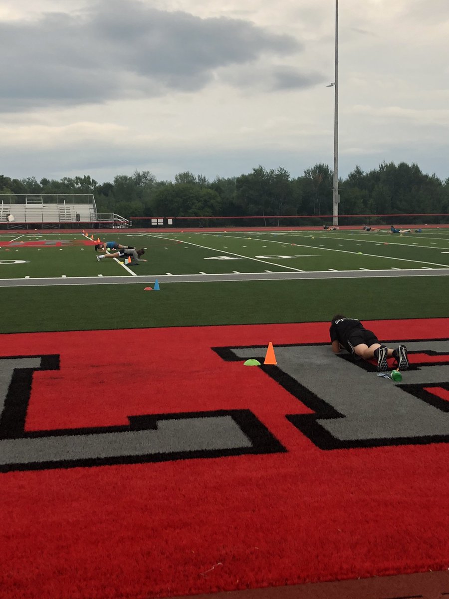 jcnation2000's tweet photo. Week 3 6:30 AM group
#grindgrindgrind #Jcnation💪🏻 https://t.co/XO3LPAOFO6