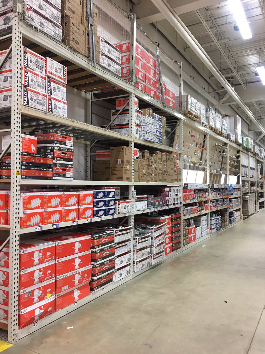 BBfromTHD4639's tweet photo. Had a team of new hires learning BDPD last night! #TrainEm2MaintainEm #PackAtIt #Packtivities #D278OrangeProud #StoreRefresh #FullCircle #4639 @Mikehd4639 @mzjones1118 @bstorey92 @CollazoH @JDorseyTHD @hiskeil @MargsMendoza https://t.co/eS5nEMeuQF