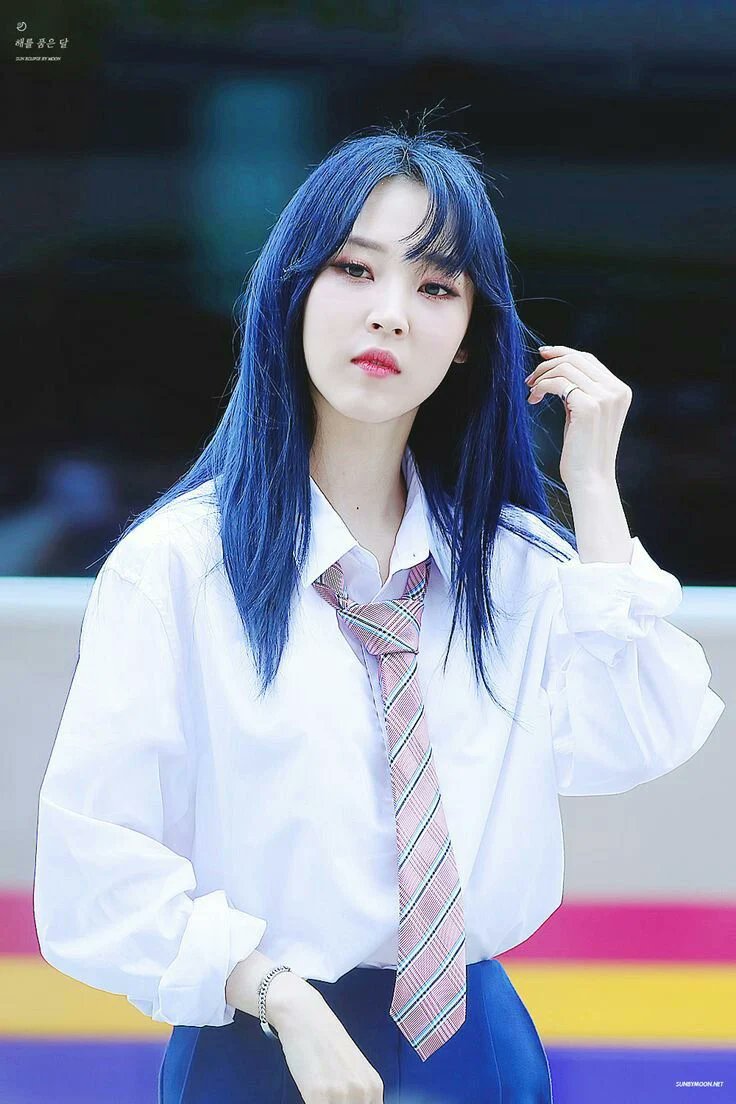 moonbyul from mamamoo