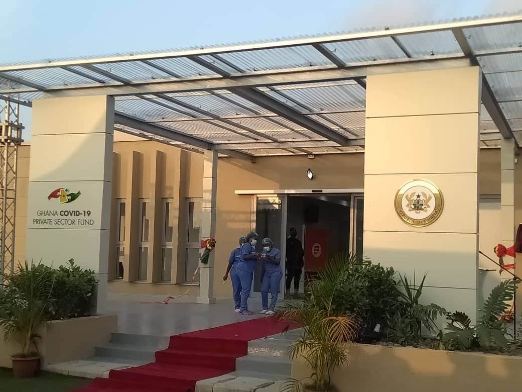 SaddickAdams's tweet photo. Let the world know that, Ghana has used 3 months (93) days to build an ultra modern 100-bed facility known as the Ghana Infectious Disease Centre. There were 536 men and women who worked day &amp; night to get this ready.

Funding was by private sector and individual donors..👏👏👏🇬🇭 https://t.co/ZylxC9LcPs