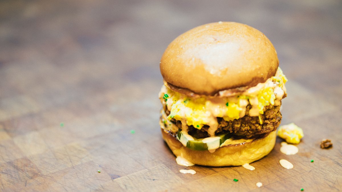 HalfSmoke tweet media