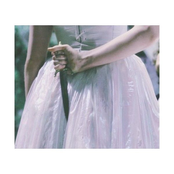 chichublinku's tweet photo. *IDEA FOR ROSIE’S SOLO*

The title track is going to be “Eyes”, a song about a girl who has gone mad, and what’s to cut out the beautiful eyes of her lover. 
The chorus &amp; the concept : https://t.co/HrN8QEIz7d