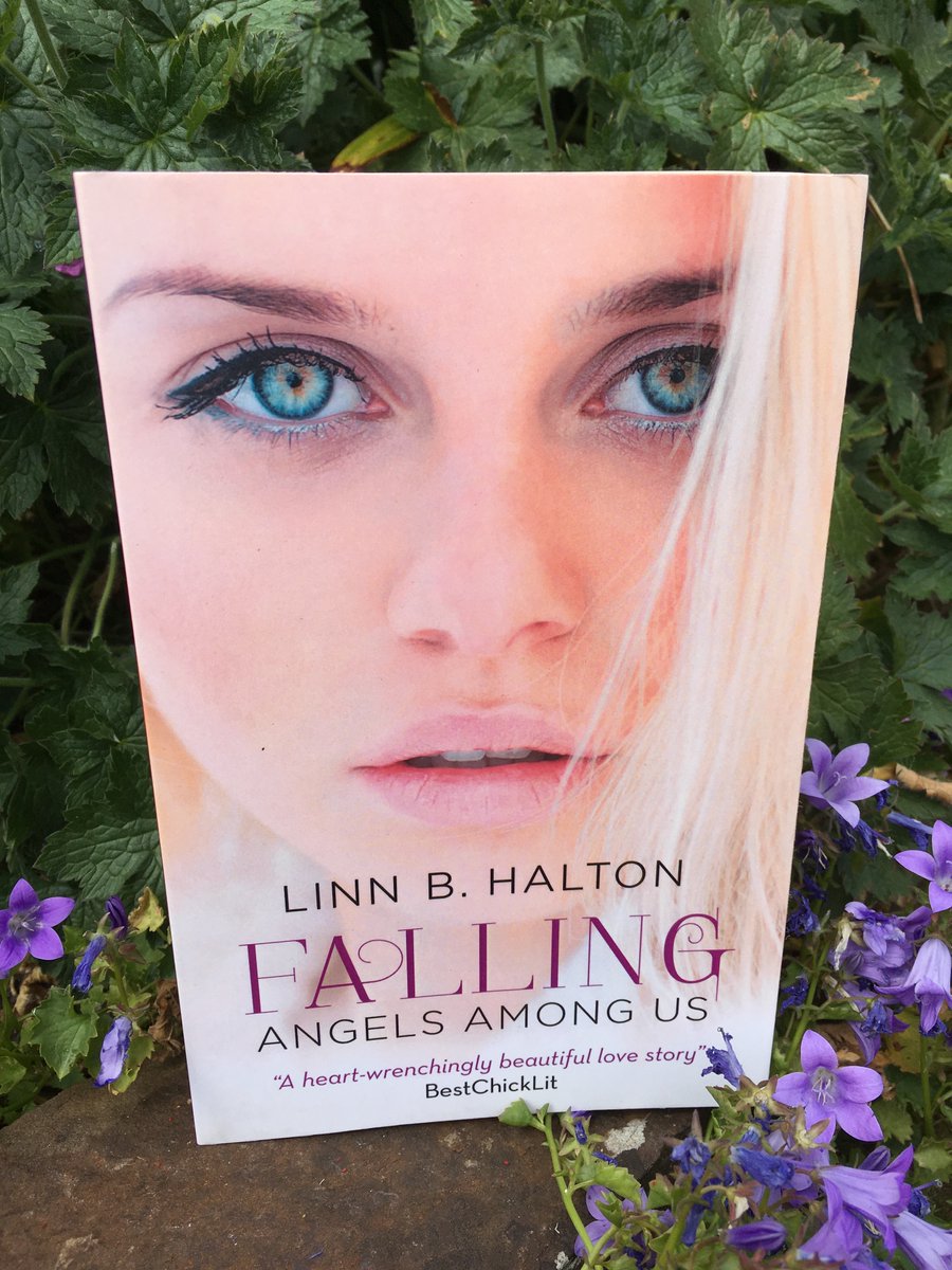 Gerbera4U's tweet photo. Falling: Angels Among Us by @LinnBHalton is an incredible read, which draws you in from the very first page. A fascinating storyline, a powerful love story which has been so cleverly written. Thank you very much to @LinnBHalton for my signed copy and the bracelet. #HarperImpulse https://t.co/cOqou1mQ7n