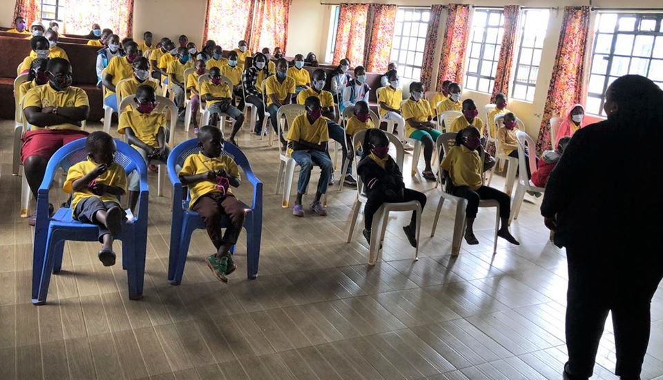 avsi_kenya's tweet photo. right sensitizations for them to be aware of their value and avoid exploitation of any kind while also creating safe spaces for them to report incidences of mistreatment.
#AvsiStaySafe #StopTheSpread #FlattenTheCurve #childrightprotection #humanrights https://t.co/K4zEu91A2K