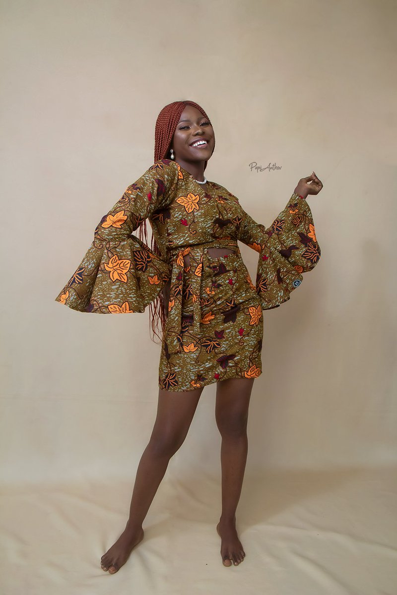 TemaFashion's tweet photo. TEMANKARA COLLECTION!!!⠀
⠀
The ‘ADAEZE’ two piece⠀
⠀
Price: NGN 5,000⠀
⠀
Size: 6-14 AVAILABLE (size 16 and above on request)⠀
⠀
Photography: @papi_anthov 
Make up: @Its_luchyee 
Accessories:@TheOnlyMoj https://t.co/rY9zwPi8wX