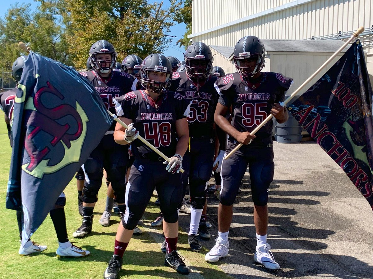 BeBIGTIMECoachD's tweet photo. 1st group of FR started their week of Orientation today! 

They will be paid:
$18.32/hr
$732.80/wk
$37000+/year one
*Raises every 90 days
**Benefits/401K Day1
*** minimum $65k as a SR
**** Debt Free Education 

So proud they can see the future, and accepted their golden ticket https://t.co/uGBbgNZN4l