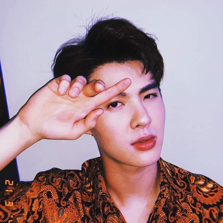 chim_atthaphan1's tweet photo. Season 2 without them is kinda sad. 🤧❤
#myengineer #bossmek #Saintsup #PerthSaint #lovebychanceseries #thegiftedtheseries #TheGiftedGraduation #TharnTypeTheSeries https://t.co/aOo9iQKpIG