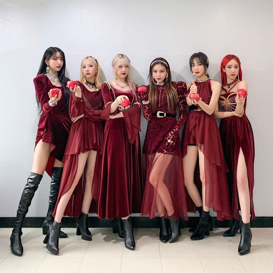 gfriend13_saya's tweet photo. お姫様たちお疲れ様でした🍎💖
相変わらずのスタイルの良さ、、、🥺🥺
そしてこの衣装好き!!!👗♥️
(寝落ちして送れてなかった🤭🤭)
ファサ姉様おめでとうございます👏👏
#GoodJobGFRIEND https://t.co/iCZVtpVUQr